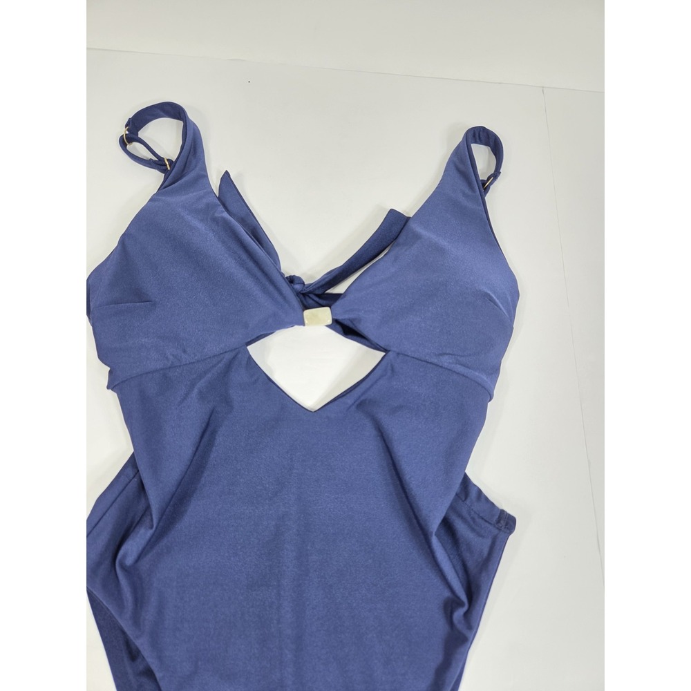 Vitamin A Terra Cut Out One Piece Women Sz M - Picture 6 of 7